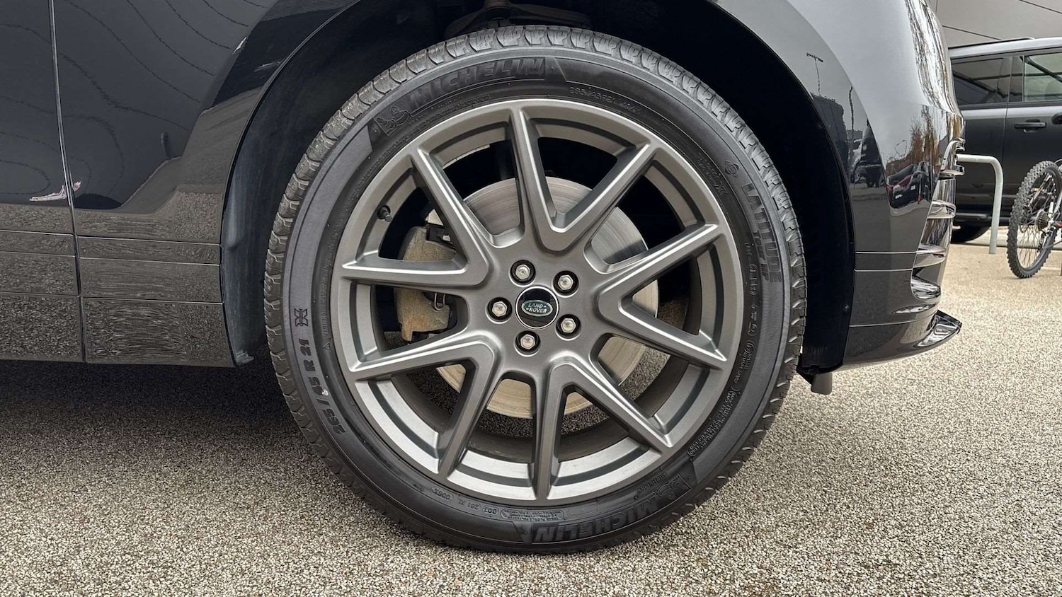 Used Land Rover Range Rover Velar 2024 for sale - 76460391: Photo 8