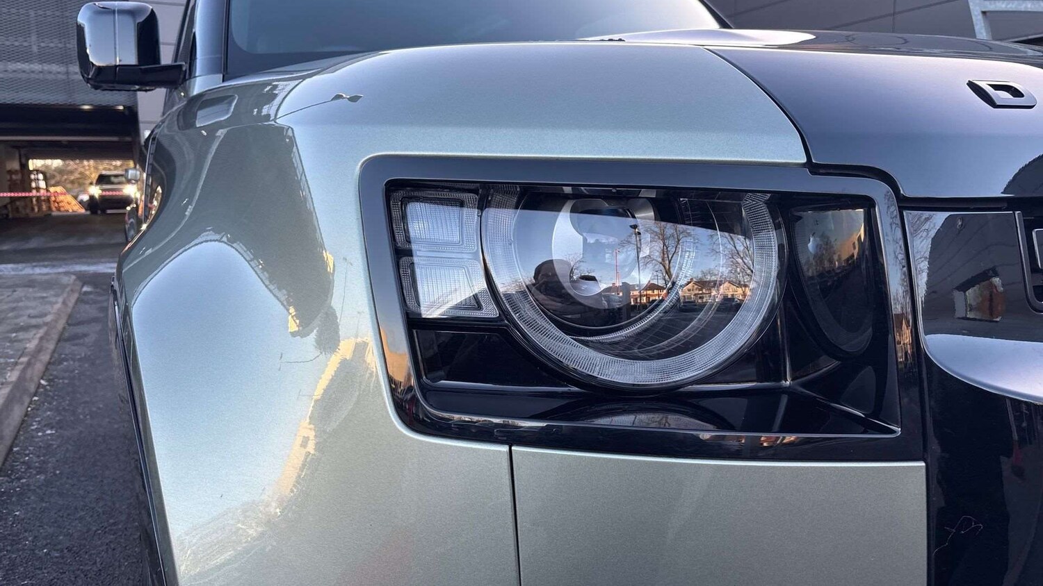 Used Land Rover Defender 2024 for sale - 77000179: Photo 17