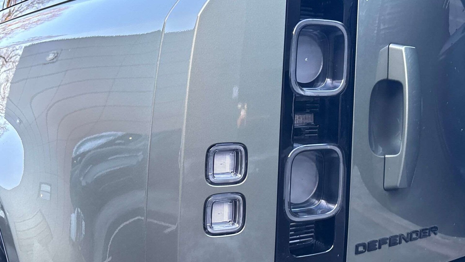 Used Land Rover Defender 2024 for sale - 77000179: Photo 19