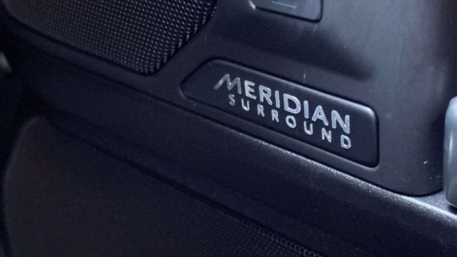 Used Land Rover Defender 2024 for sale - 77000179: Photo 24