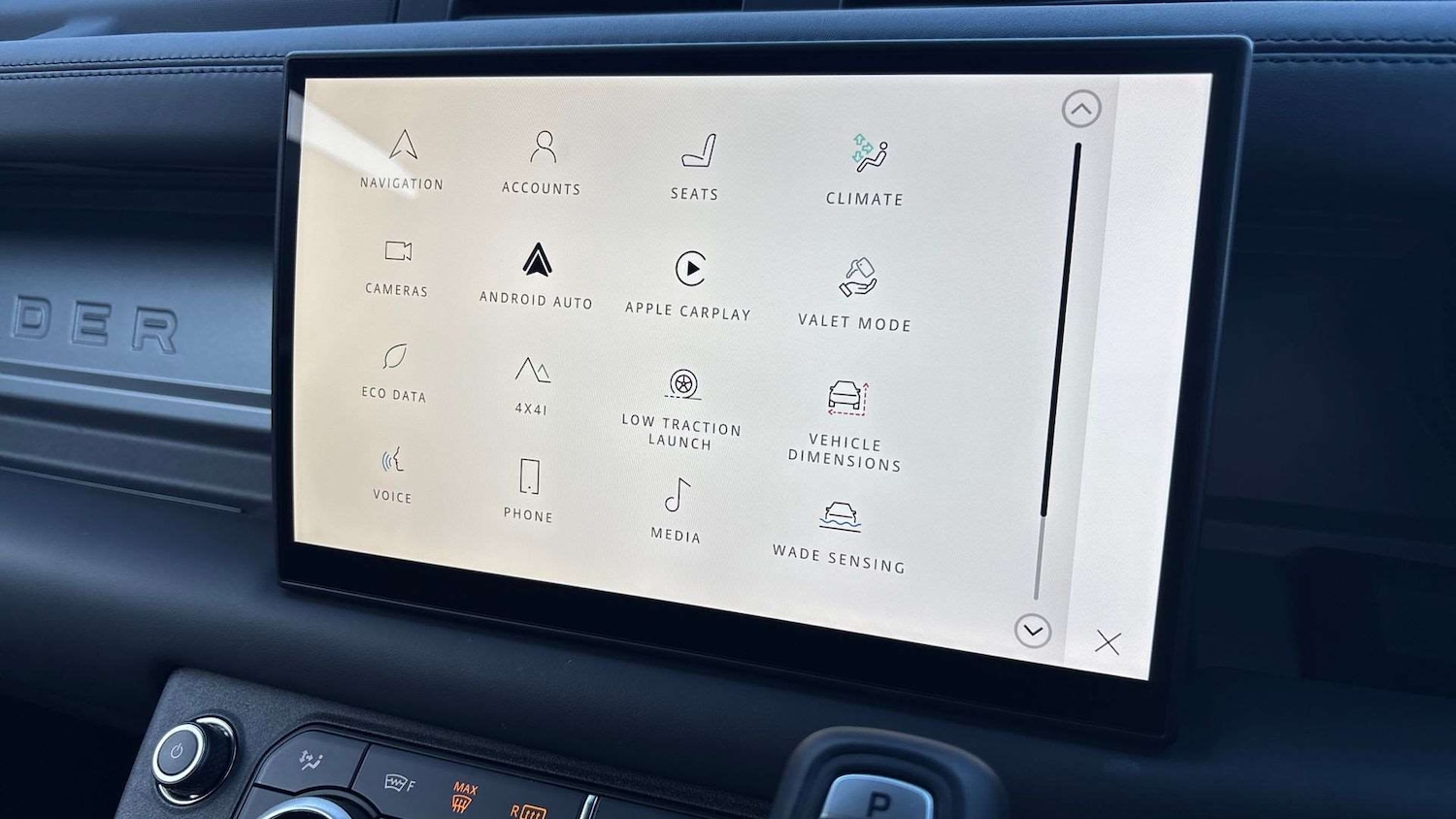 Used Land Rover Defender 2024 for sale - 77000179: Photo 29