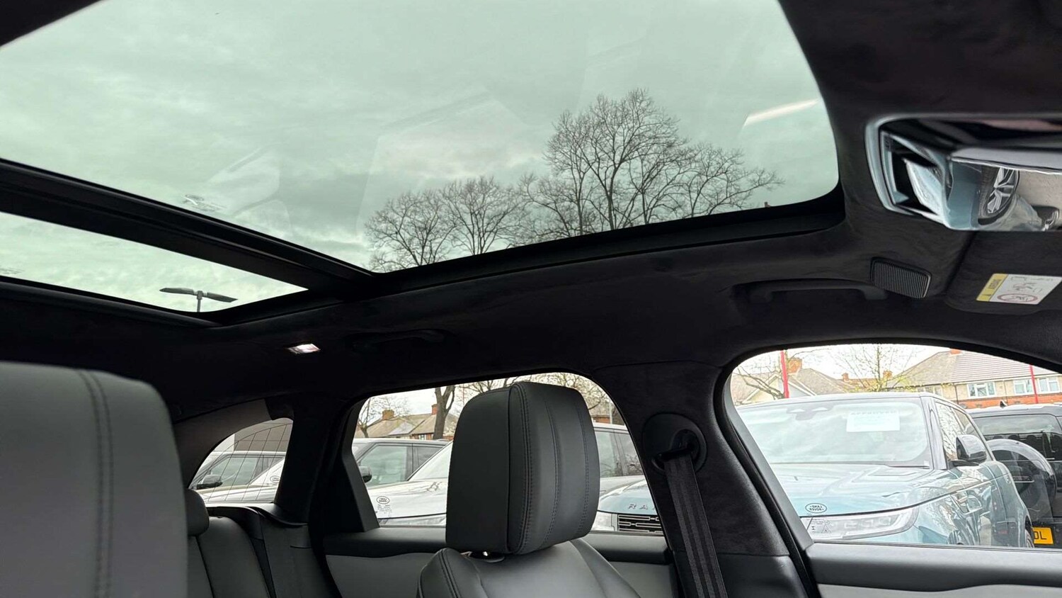 Used Land Rover Range Rover Velar 2026 for sale - 78209229: Photo 21