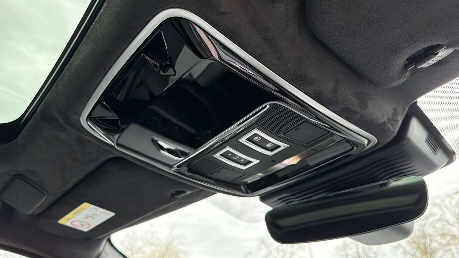 Used Land Rover Range Rover Velar 2026 for sale - 78209229: Photo 23