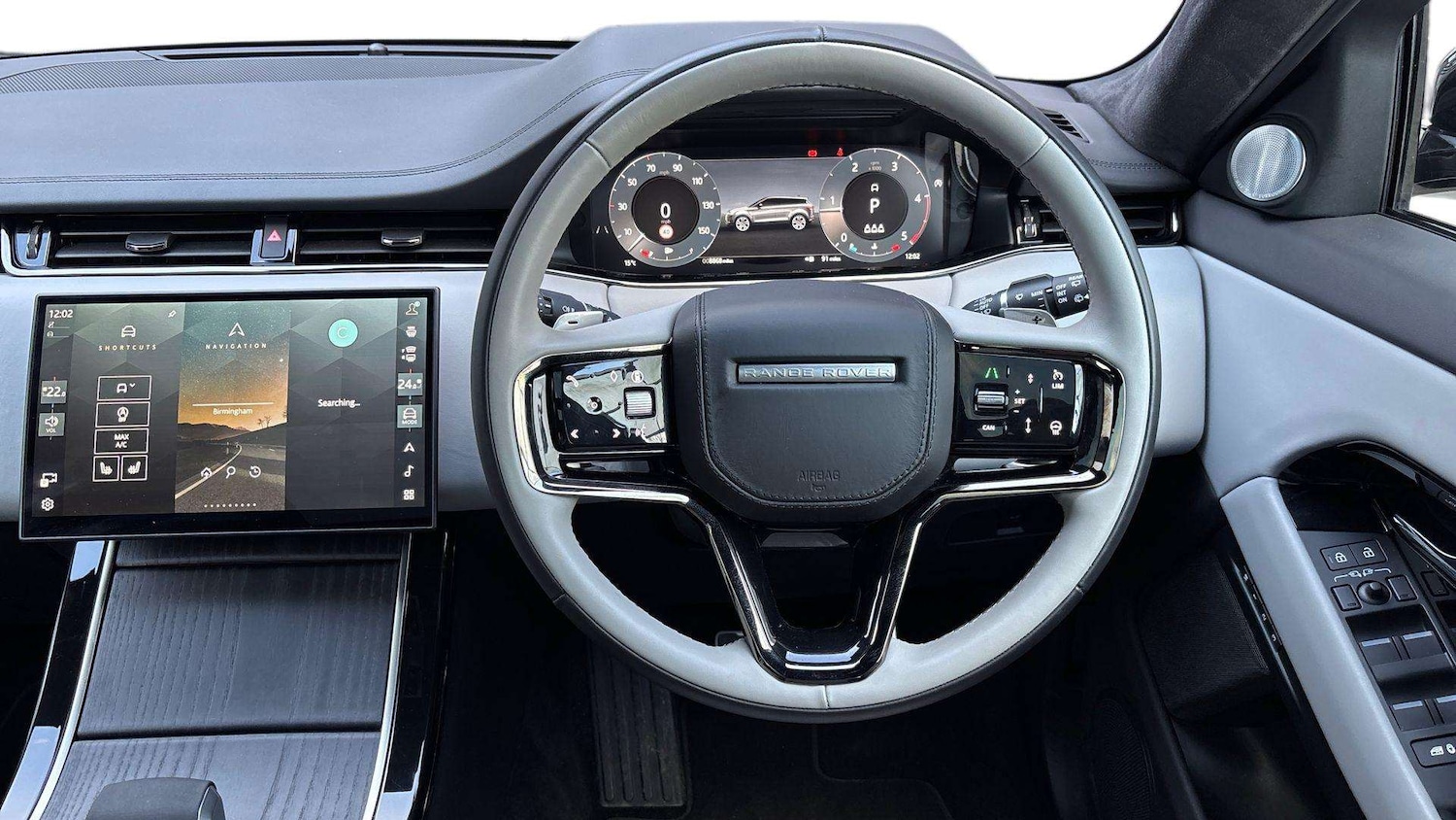 Used Land Rover Range Rover Evoque 2025 for sale - 76889851: Photo 15