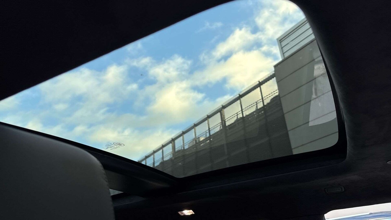 Used Land Rover Range Rover Evoque 2025 for sale - 76889851: Photo 21