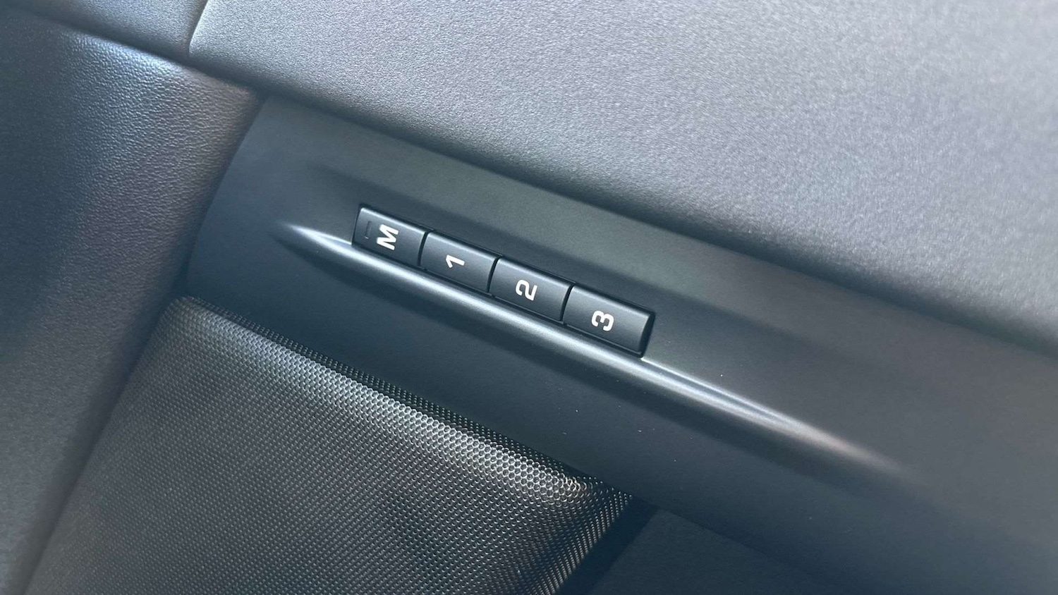 Used Land Rover Range Rover Evoque 2025 for sale - 76460232: Photo 25