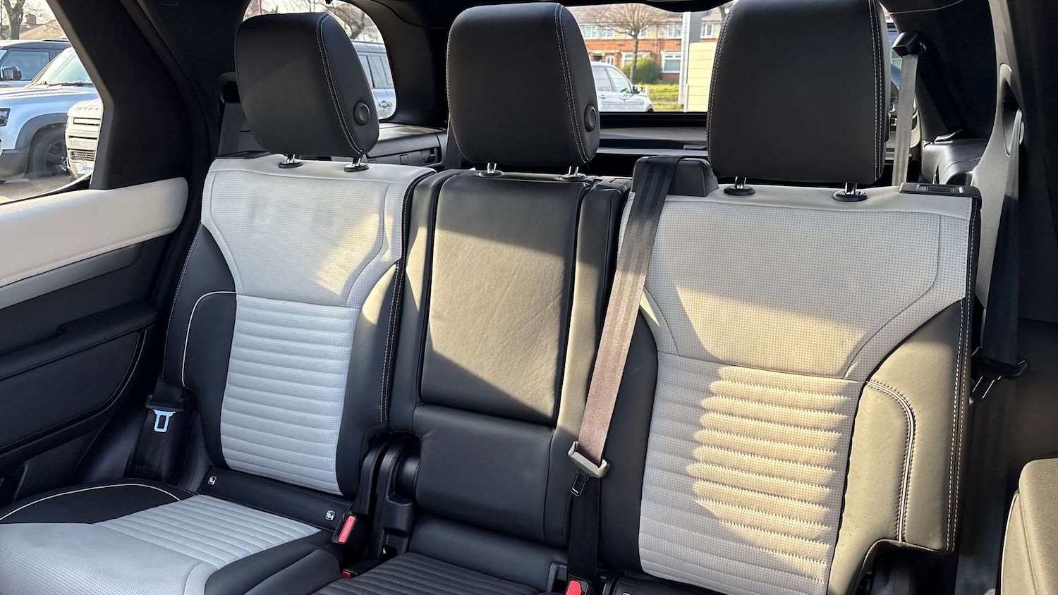 Used Land Rover Discovery 2024 for sale - 76851588: Photo 28