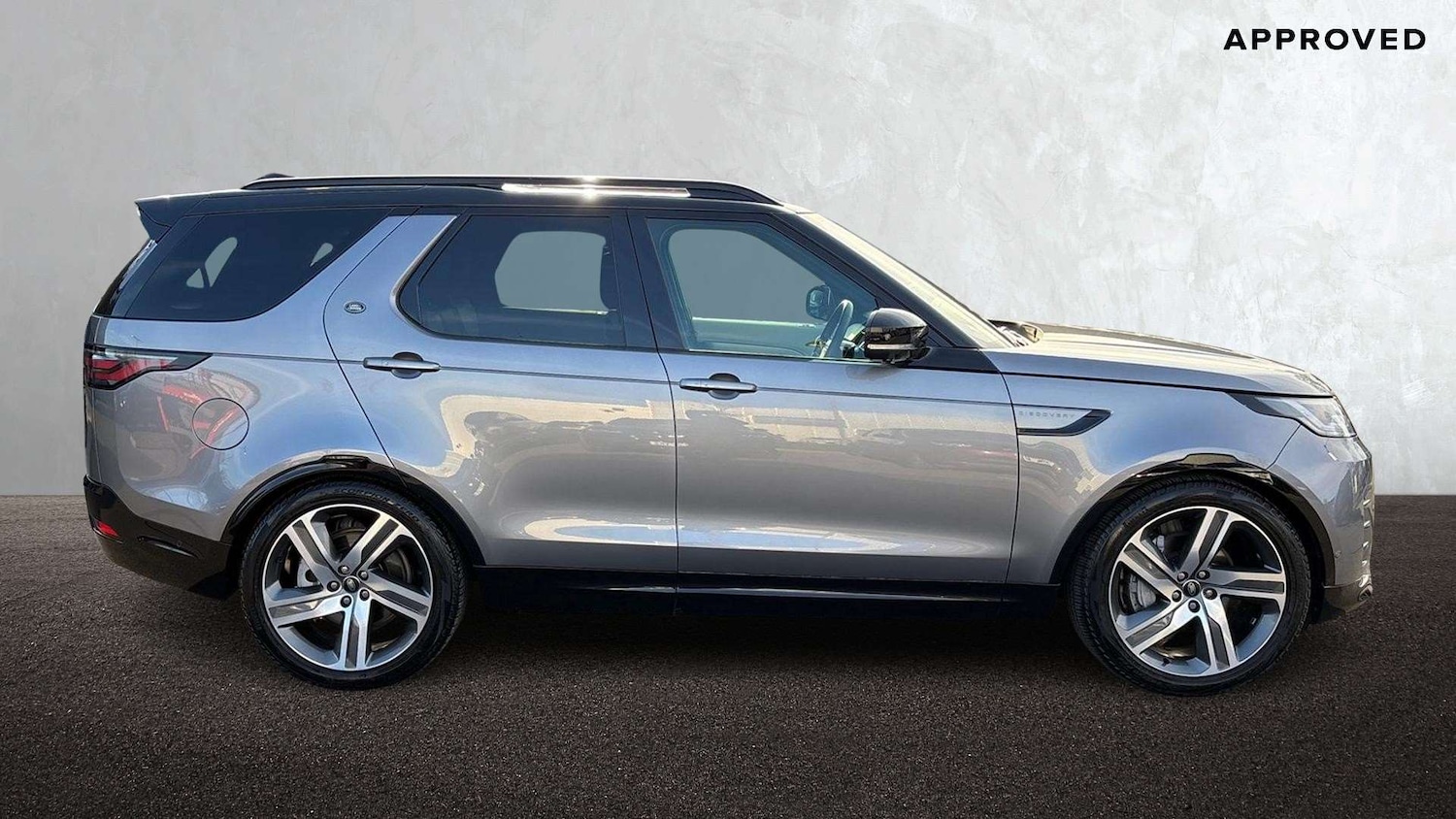 Used Land Rover Discovery 2024 for sale - 76851588: Photo 5