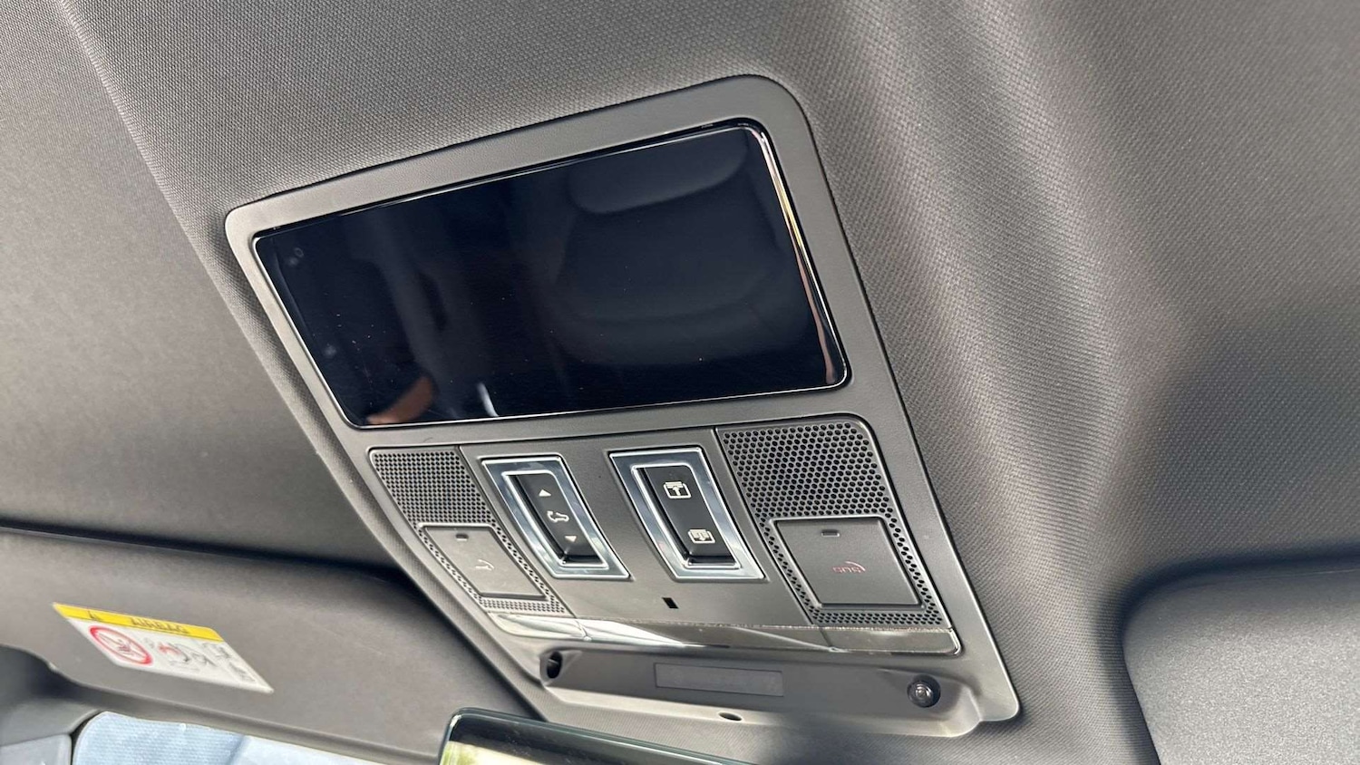 Used Land Rover Defender 2022 for sale - 76967930: Photo 23