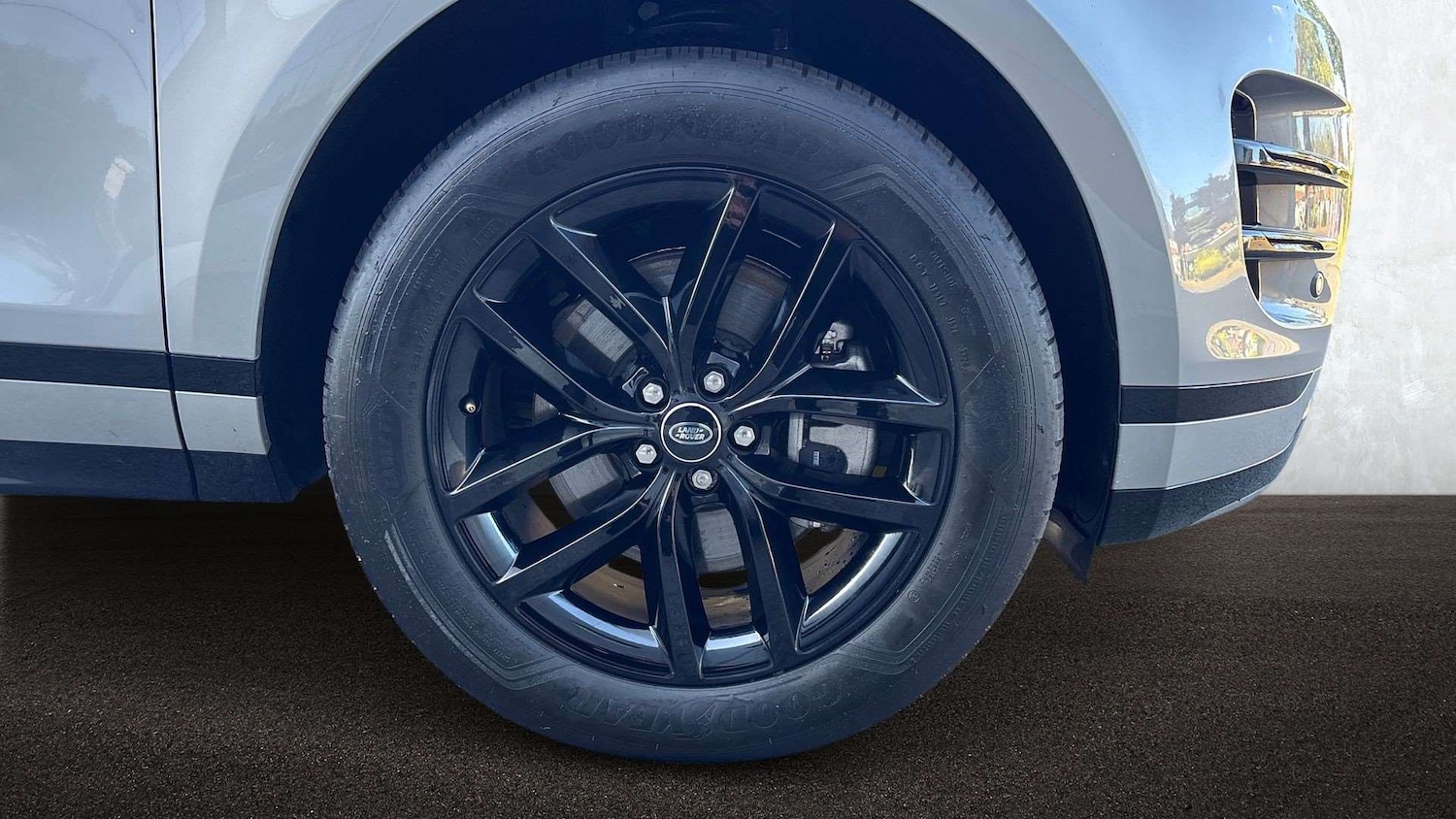 Used Land Rover Range Rover Evoque 2025 for sale - 76459849: Photo 8