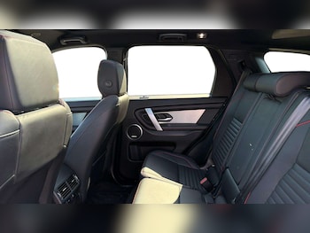 Used Land Rover Discovery Sport 2021 for sale - 77972786: Photo