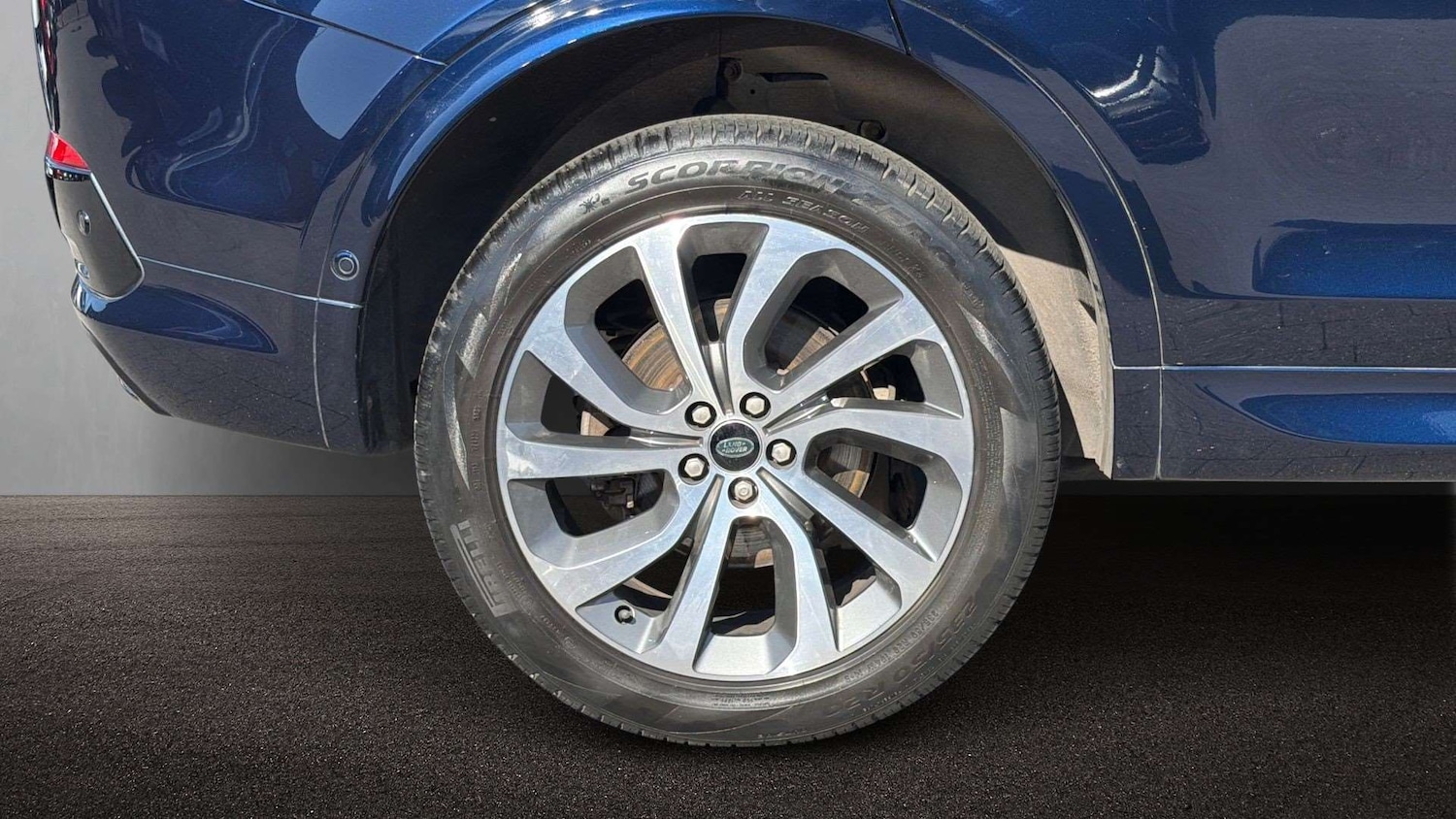 Used Land Rover Discovery Sport 2021 for sale - 77972786: Photo 8