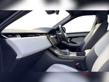 Used Land Rover Range Rover Evoque 2025 for sale - 77686667: Photo