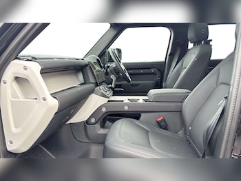 Used Land Rover Defender 2026 for sale - 79624698: Photo