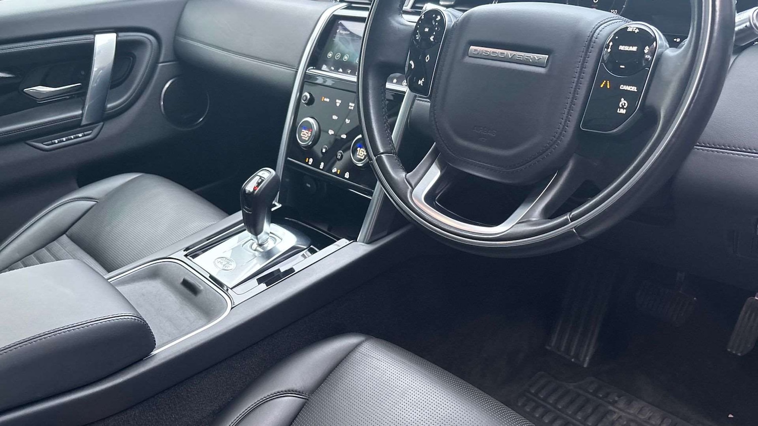 Used Land Rover Discovery Sport 2020 for sale - 76661835: Photo 35