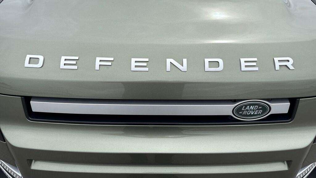 Used Land Rover Defender 2023 for sale - 76875822: Photo 22