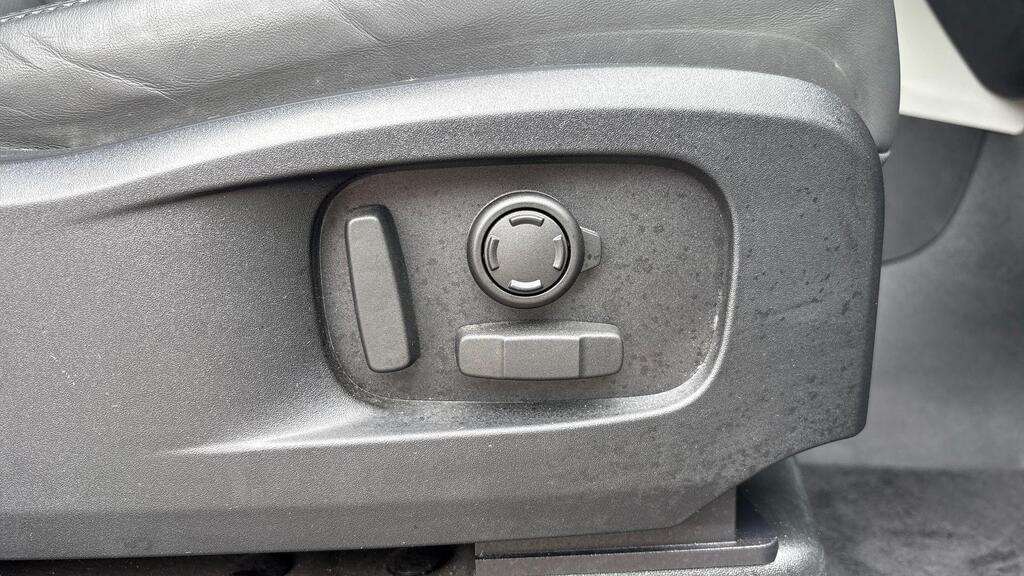 Used Land Rover Defender 2023 for sale - 76875822: Photo 25