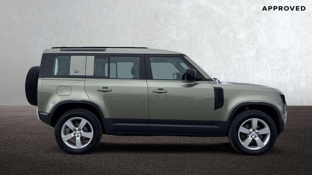 Used Land Rover Defender 2023 for sale - 76875822: Photo 5