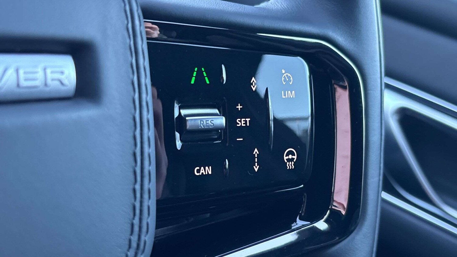 Used Land Rover Range Rover Velar 2025 for sale - 77979478: Photo 34