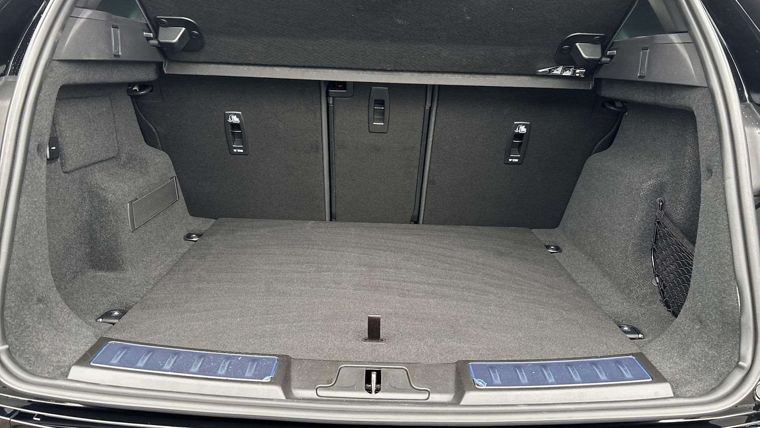 Used Land Rover Range Rover Evoque 2025 for sale - 76851620: Photo 10