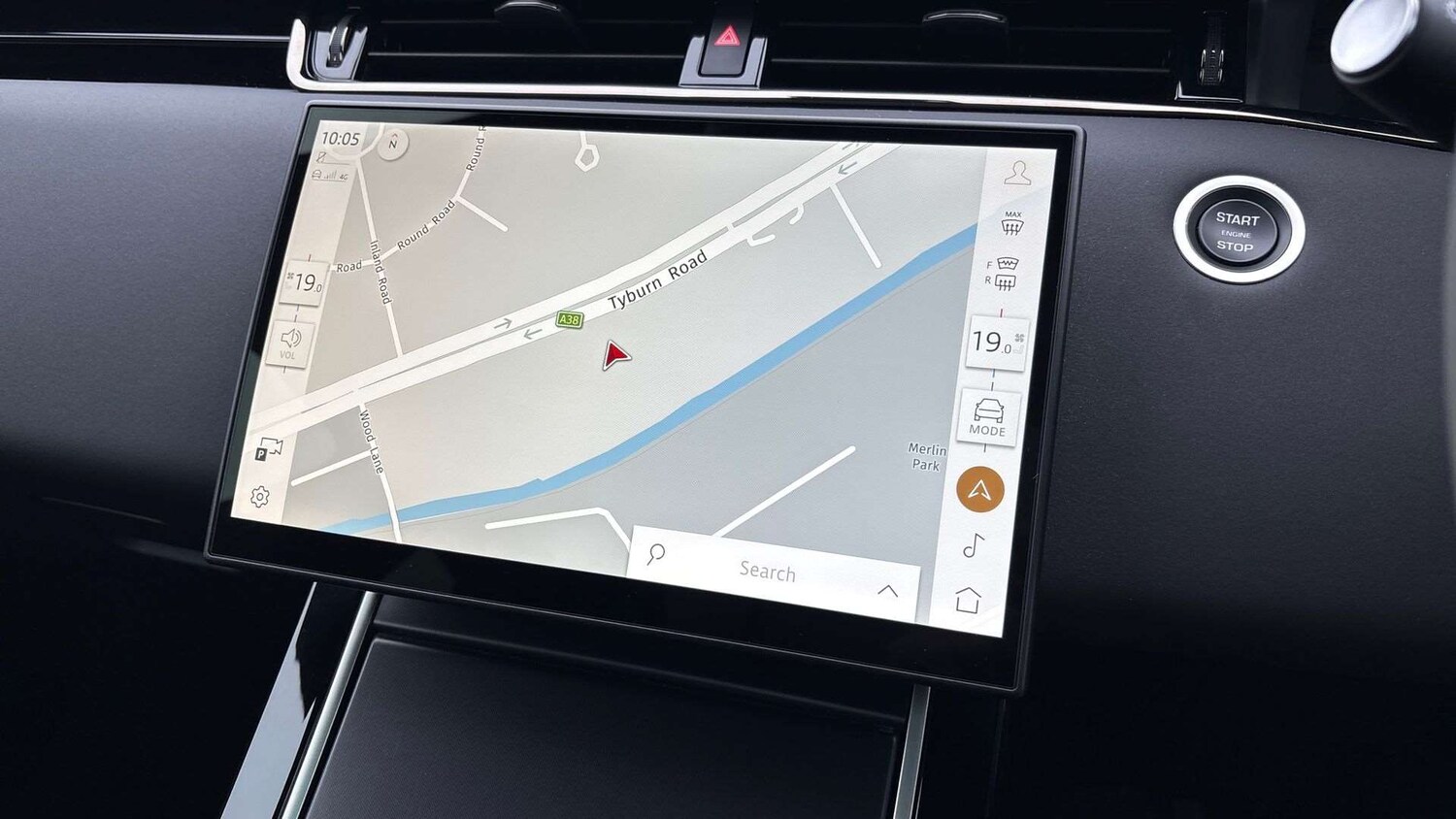 Used Land Rover Range Rover Evoque 2025 for sale - 76851620: Photo 11