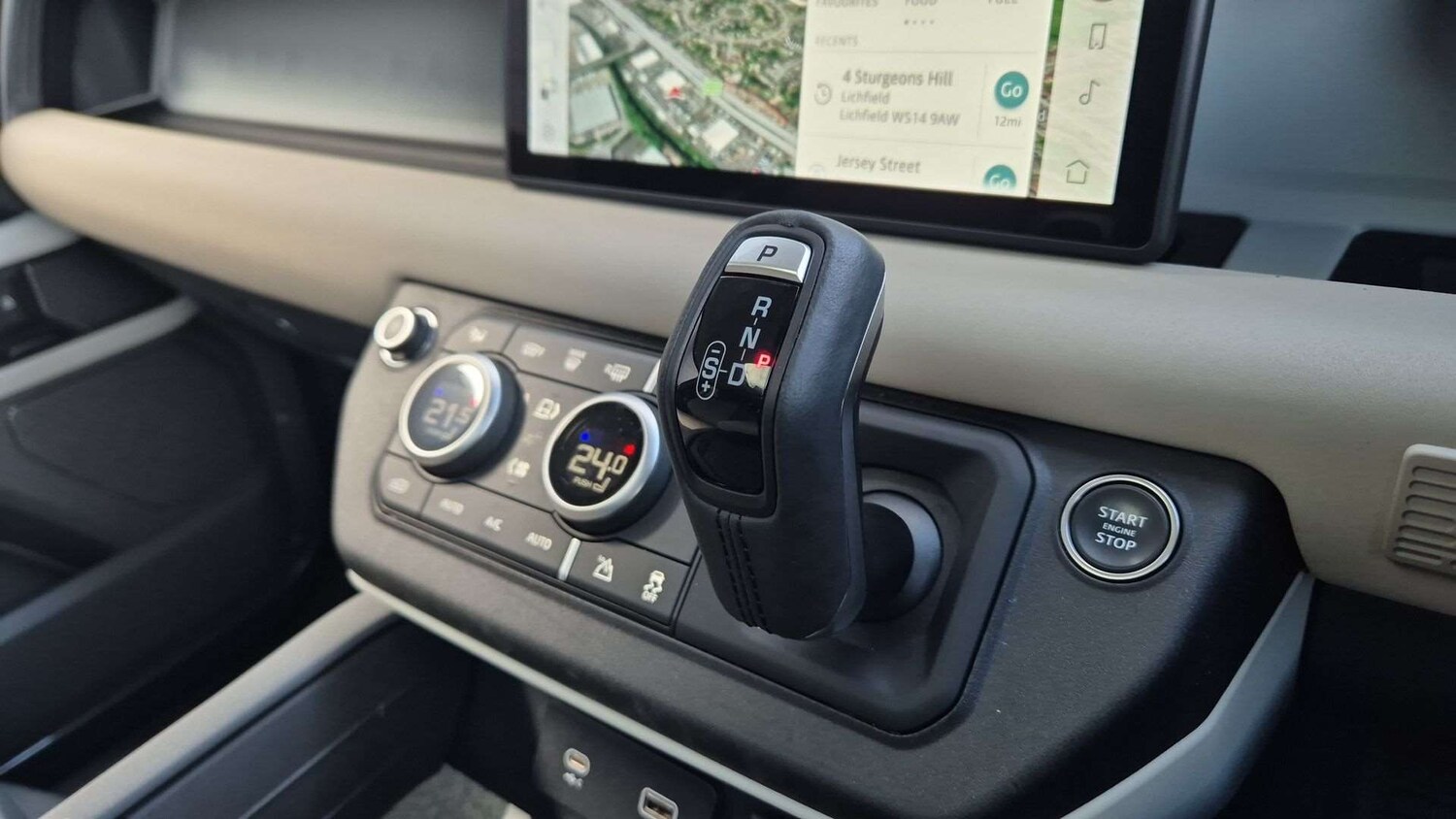 Used Land Rover Defender 2022 for sale - 76460159: Photo 13