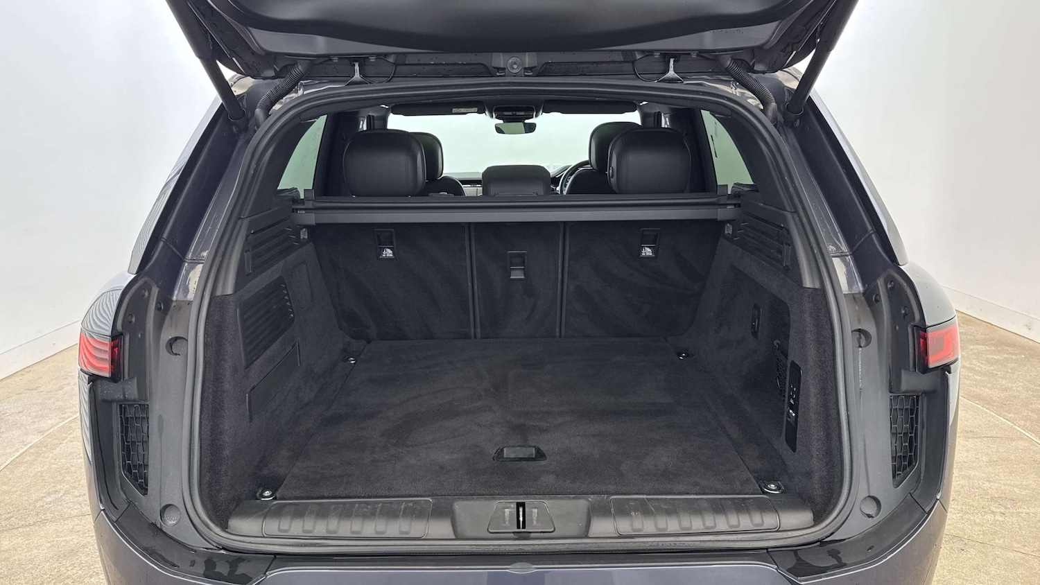 Used Land Rover Range Rover Sport 2023 for sale - 76459905: Photo 10