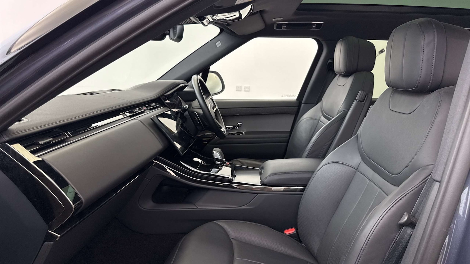 Used Land Rover Range Rover Sport 2023 for sale - 76459905: Photo 3