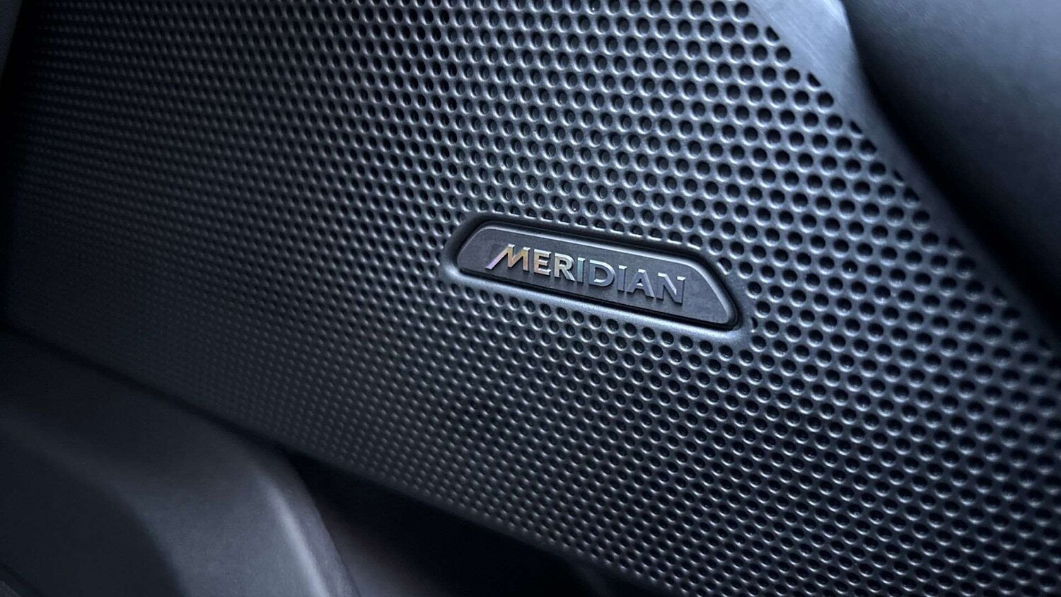 Used Land Rover Range Rover Velar 2025 for sale - 76460531: Photo 24