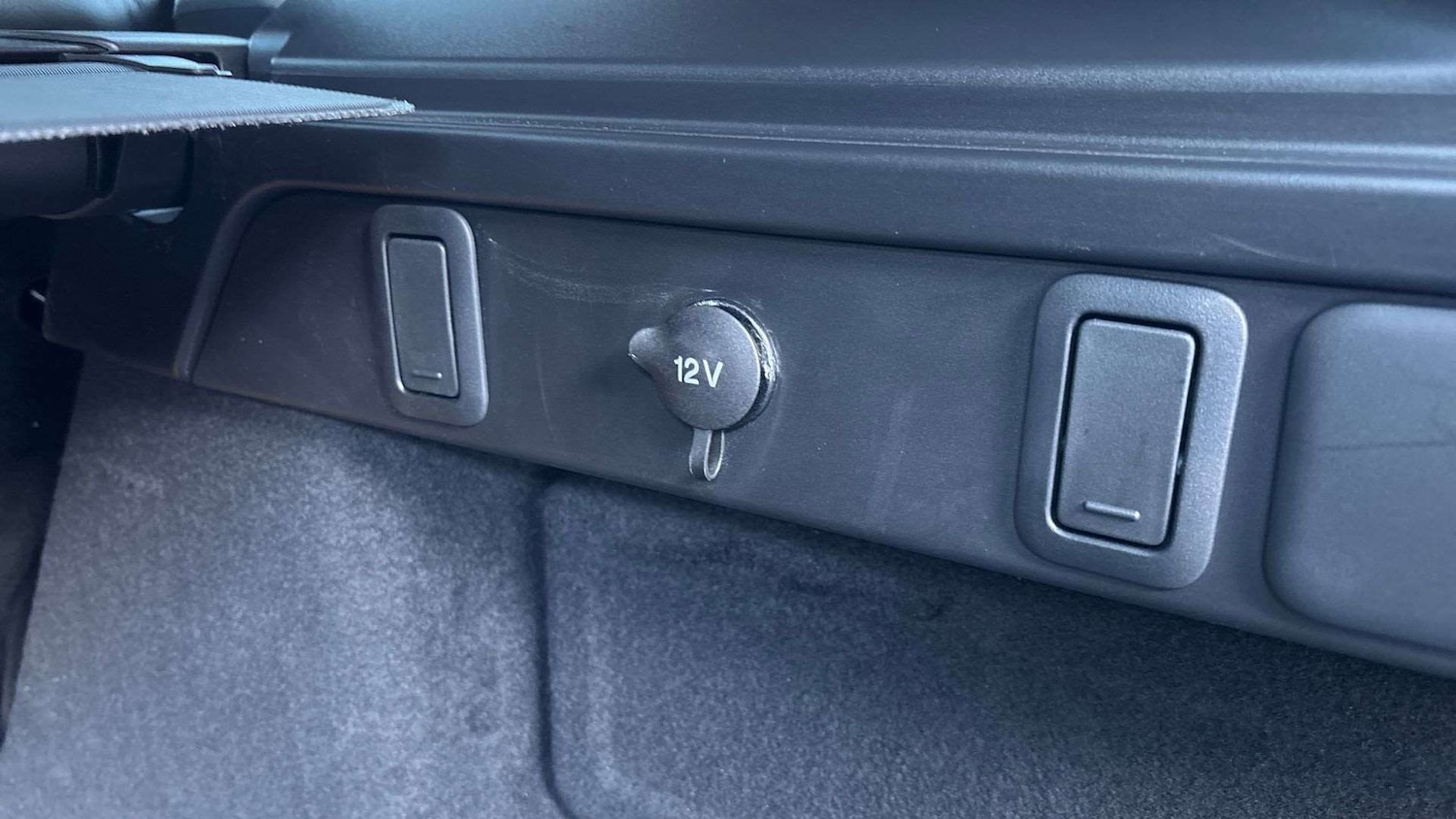 Used Land Rover Range Rover Velar 2025 for sale - 76460531: Photo 27