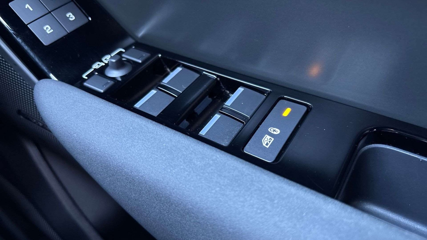 Used Land Rover Range Rover Velar 2025 for sale - 76460531: Photo 31