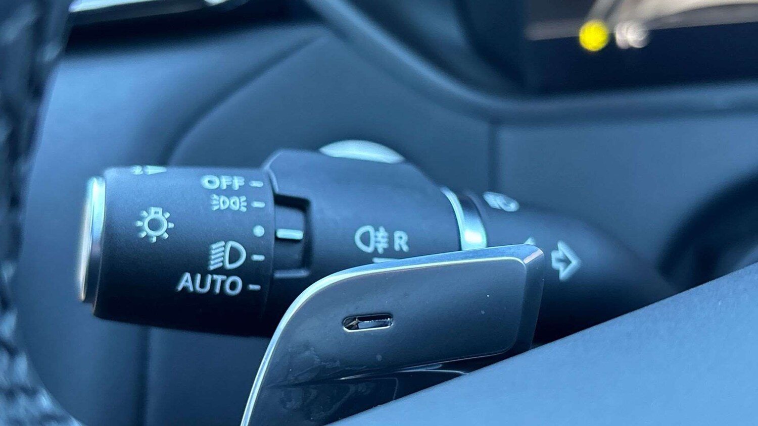 Used Land Rover Range Rover Velar 2025 for sale - 76460531: Photo 33