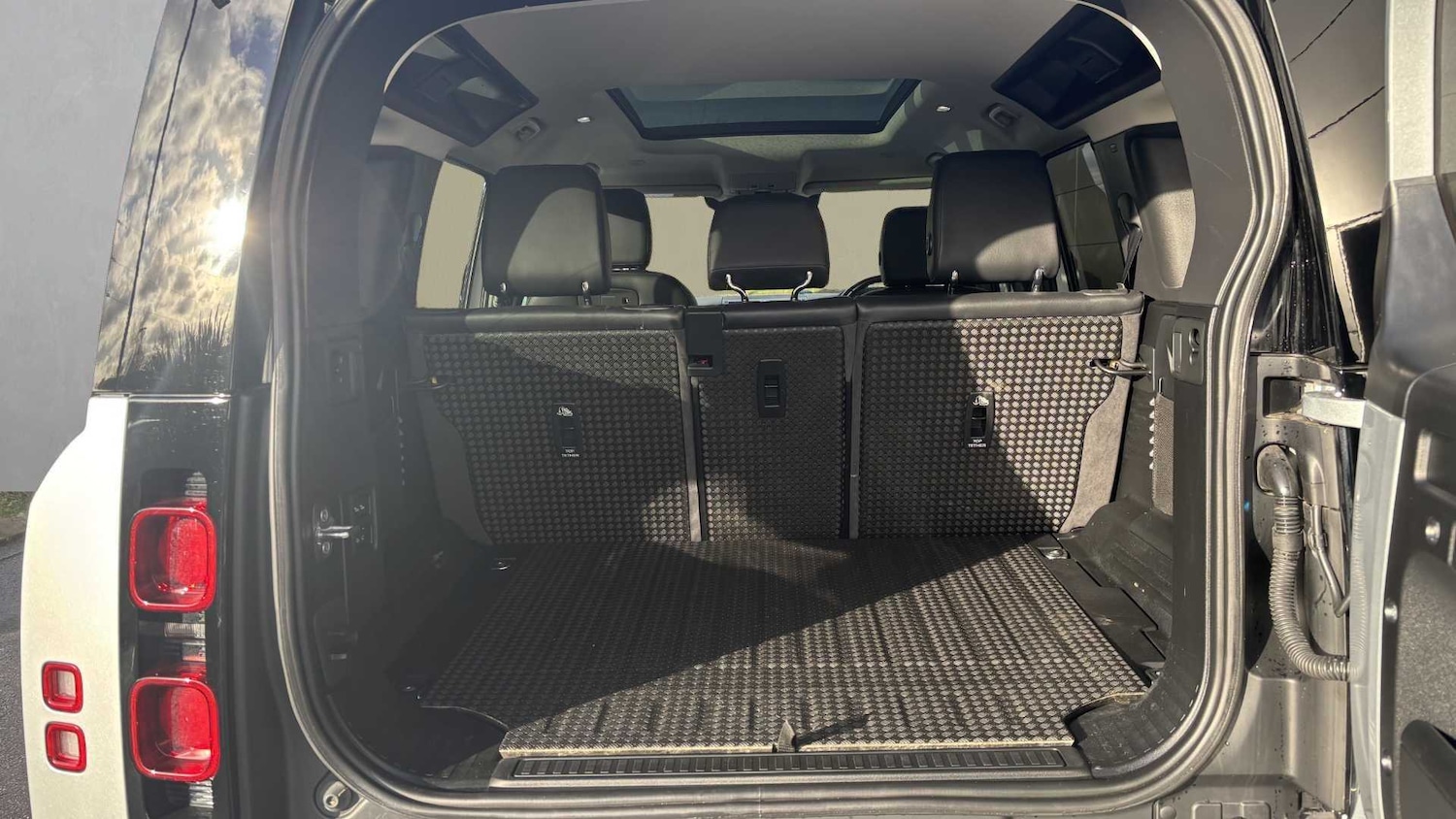 Used Land Rover Defender 2020 for sale - 76460184: Photo 10