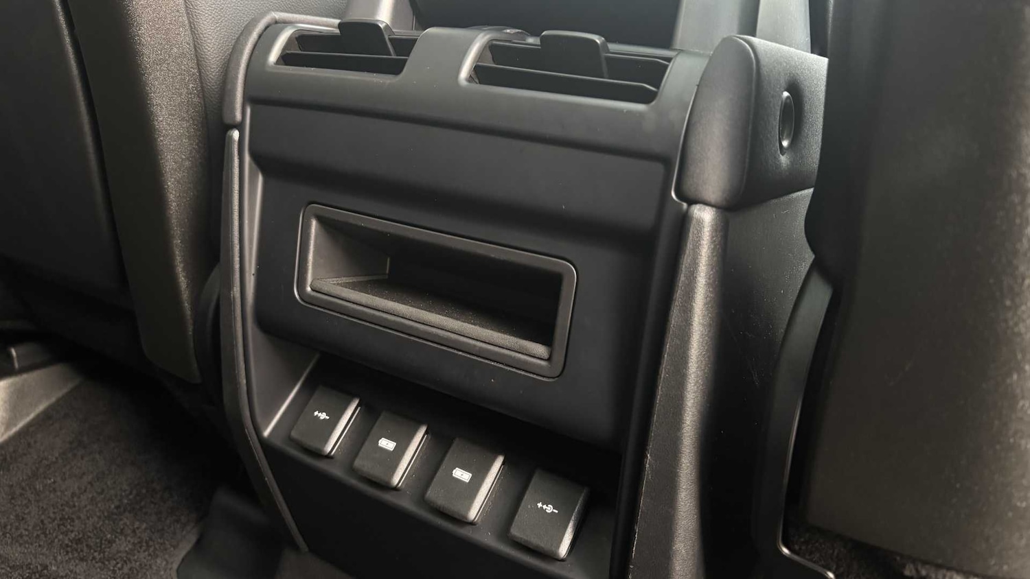 Used Land Rover Defender 2020 for sale - 76460184: Photo 18