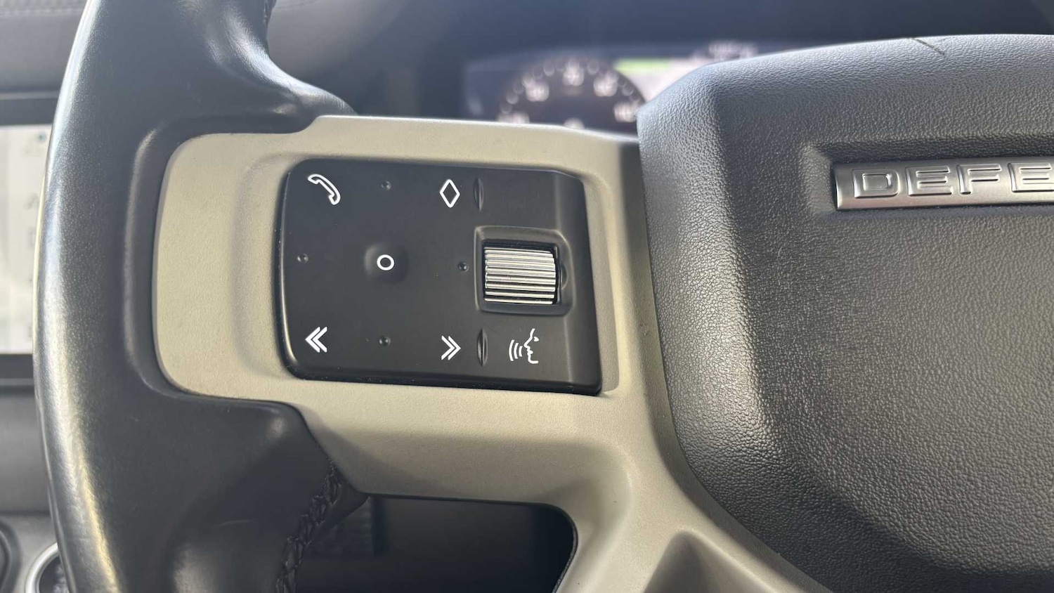 Used Land Rover Defender 2020 for sale - 76460184: Photo 22