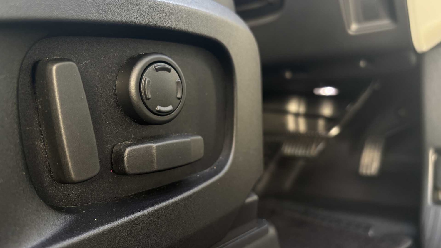 Used Land Rover Defender 2020 for sale - 76460184: Photo 29