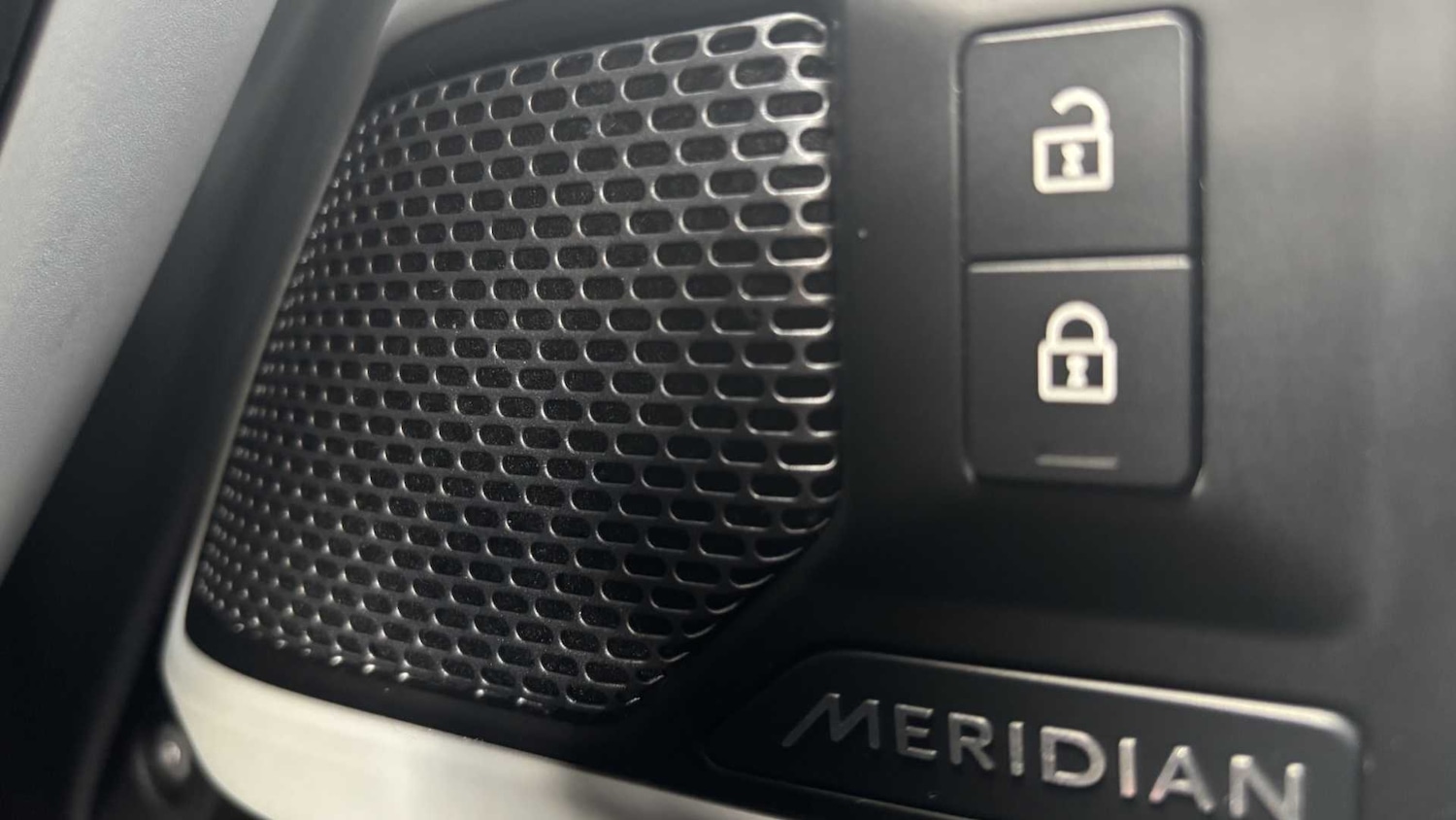 Used Land Rover Defender 2020 for sale - 76460184: Photo 33