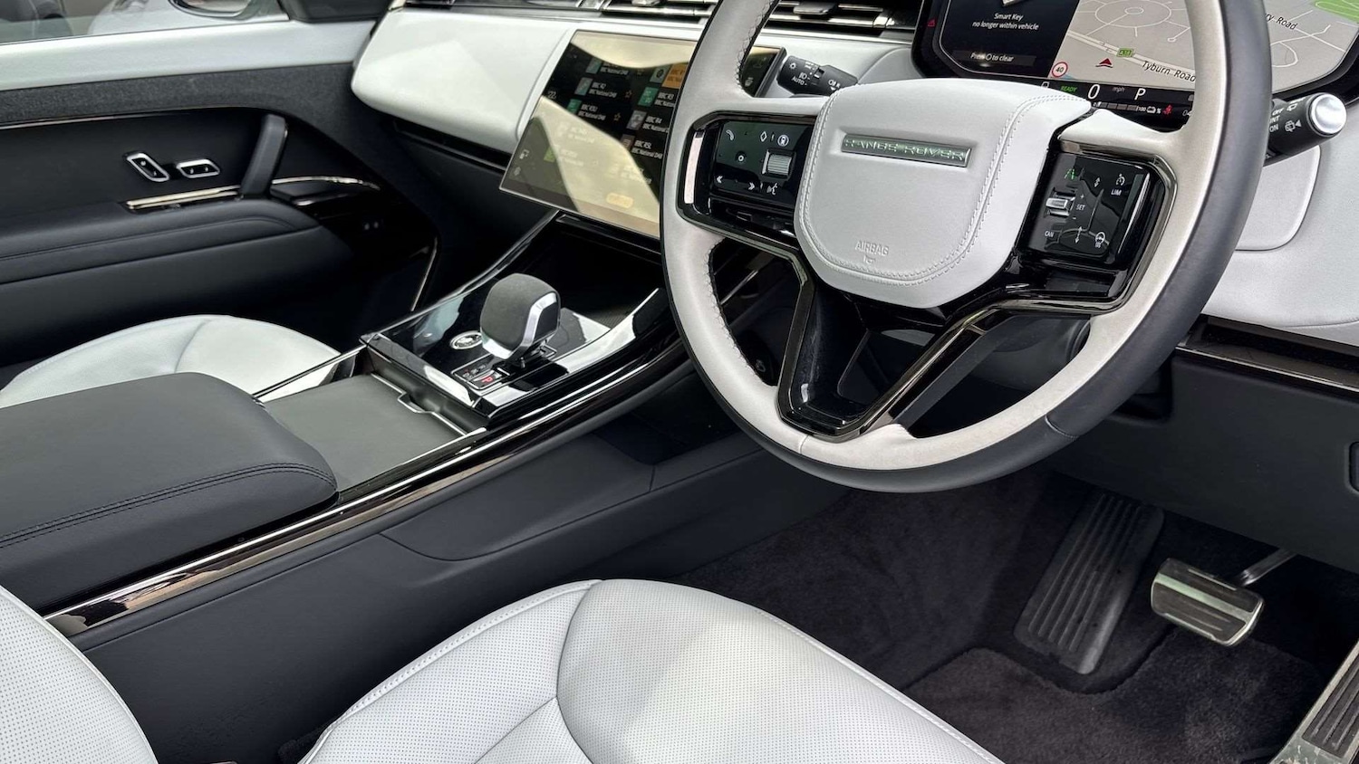 Used Land Rover Range Rover Sport 2024 for sale - 76978831: Photo 34