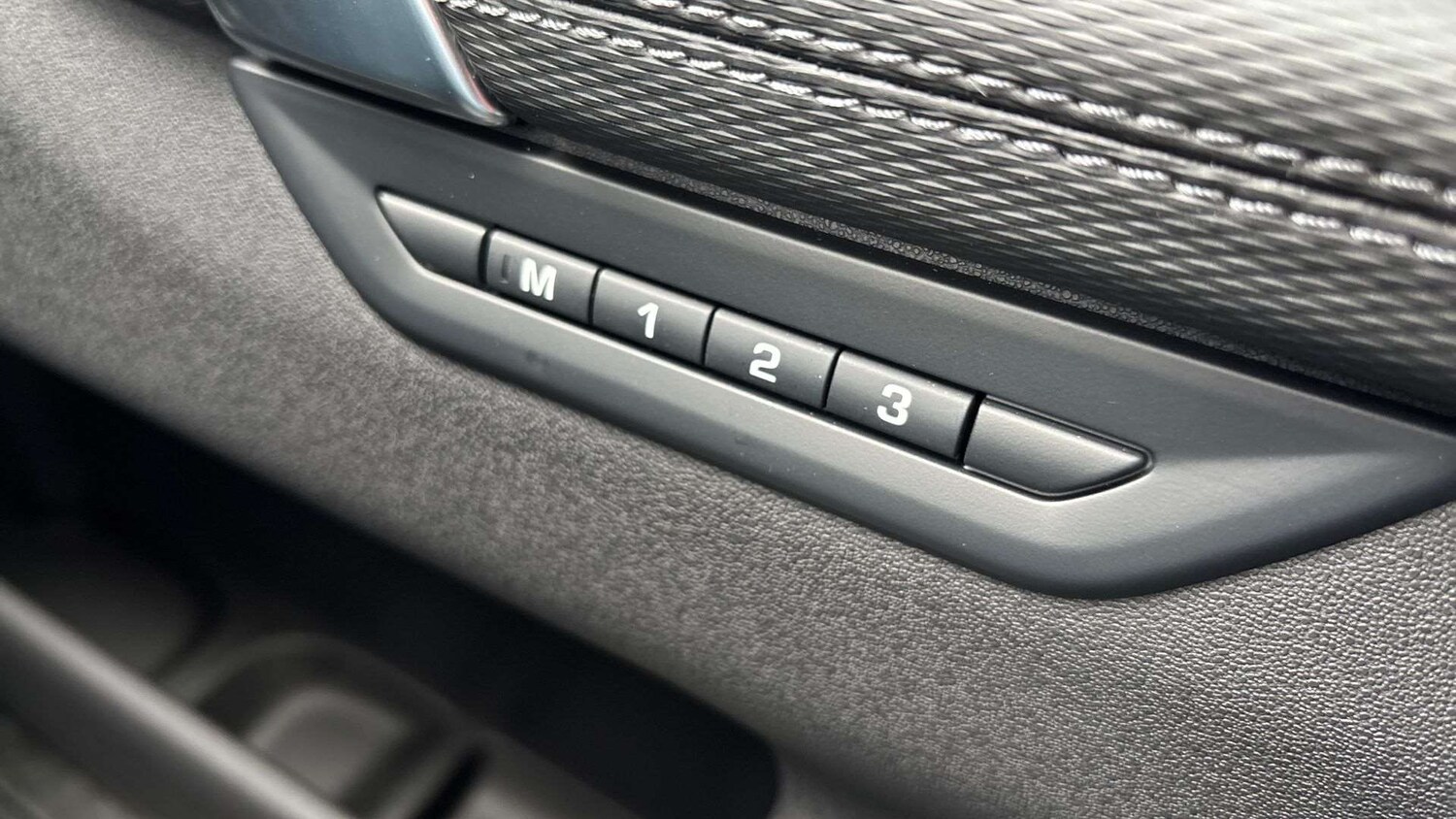 Used Land Rover Discovery Sport 2025 for sale - 78221235: Photo 25