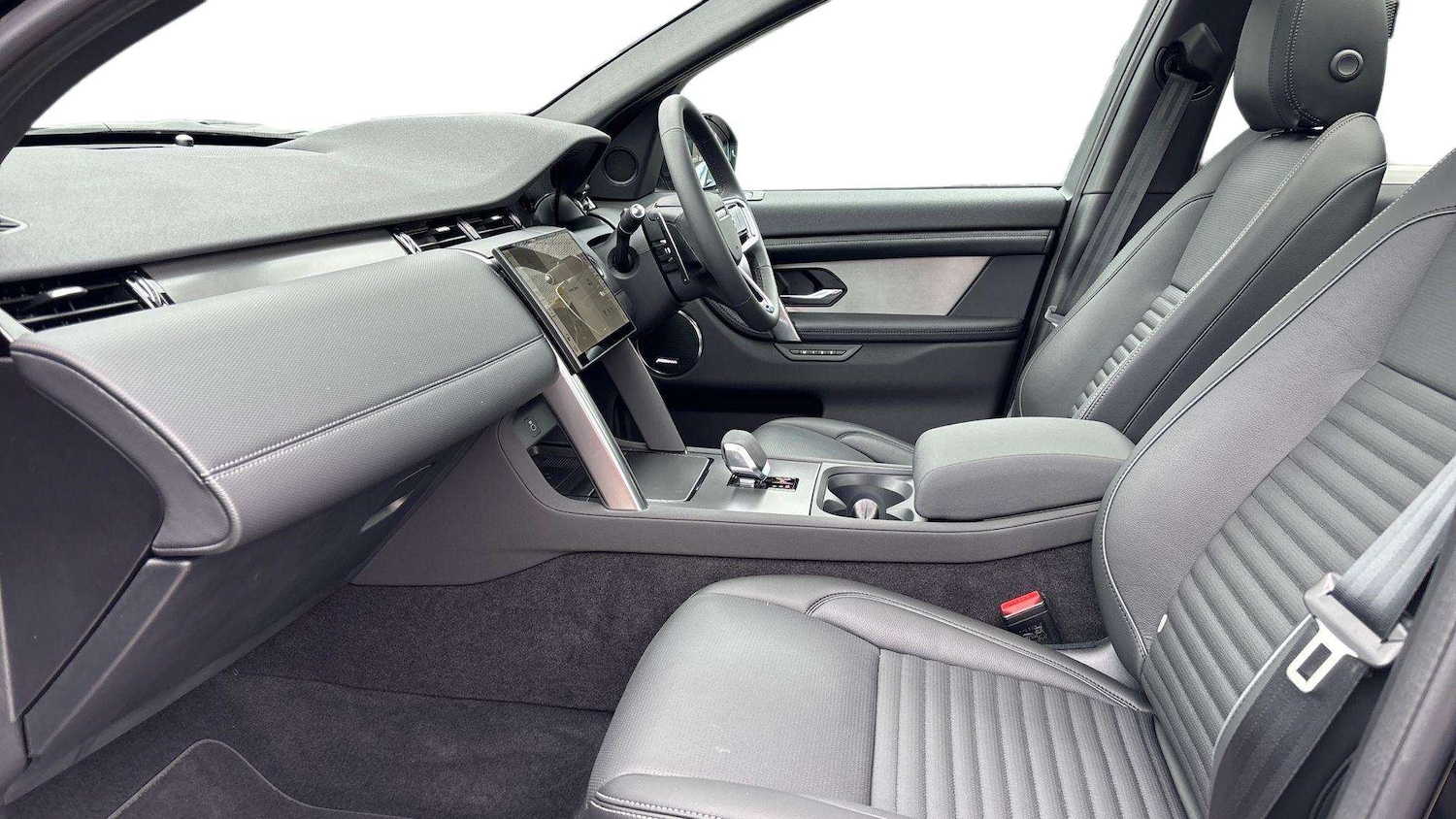 Used Land Rover Discovery Sport 2025 for sale - 78221235: Photo 3