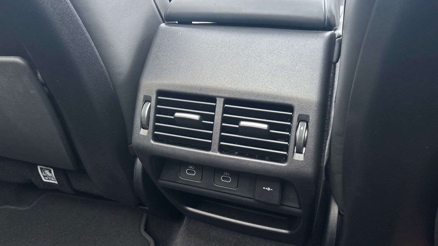 Used Land Rover Discovery Sport 2024 for sale - 76746141: Photo 18