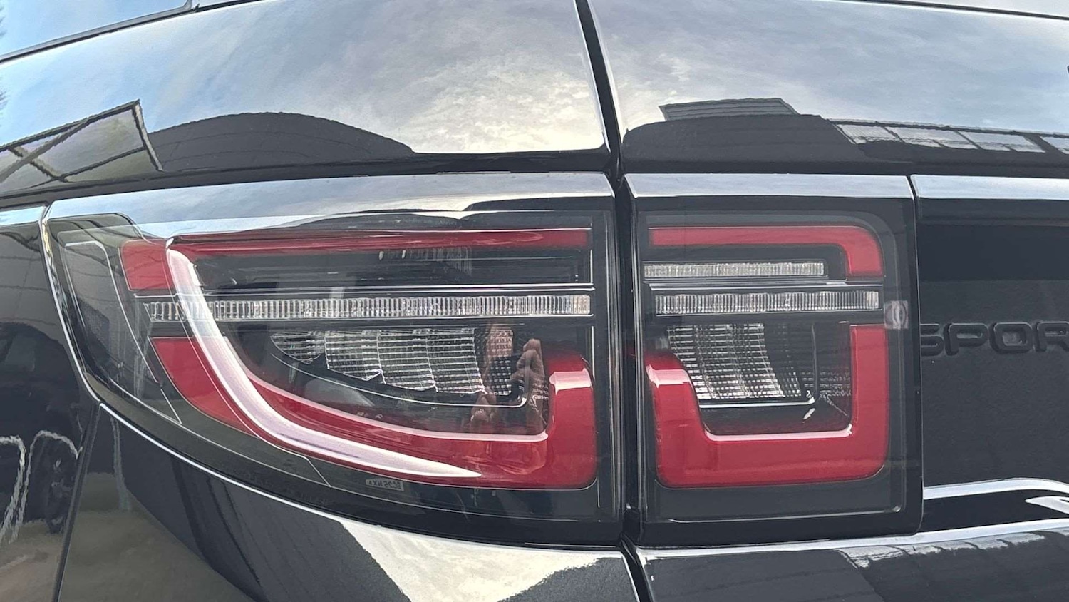 Used Land Rover Discovery Sport 2024 for sale - 76746141: Photo 19