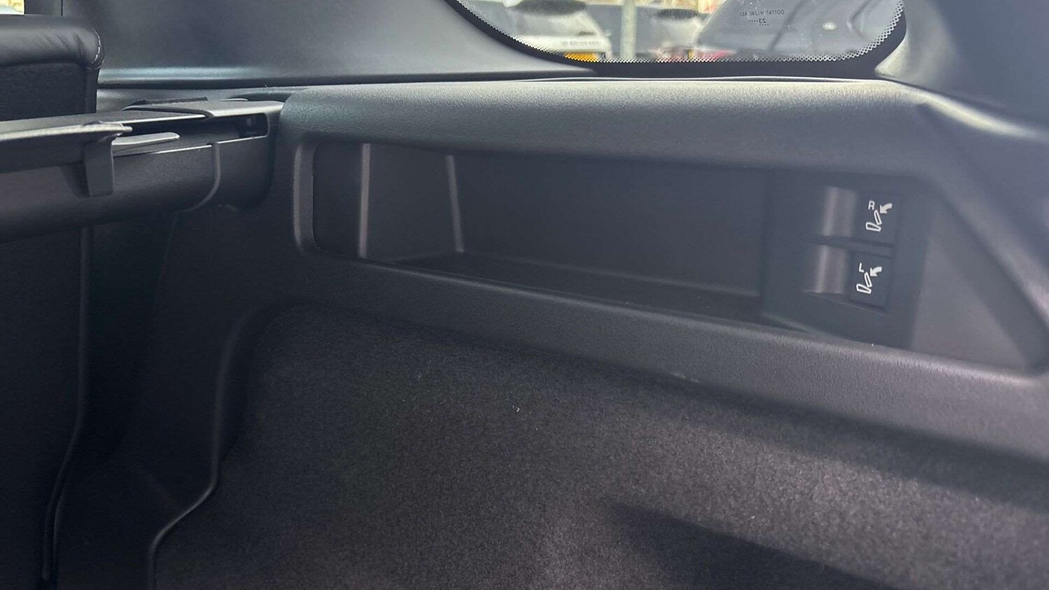 Used Land Rover Discovery Sport 2024 for sale - 76746141: Photo 27