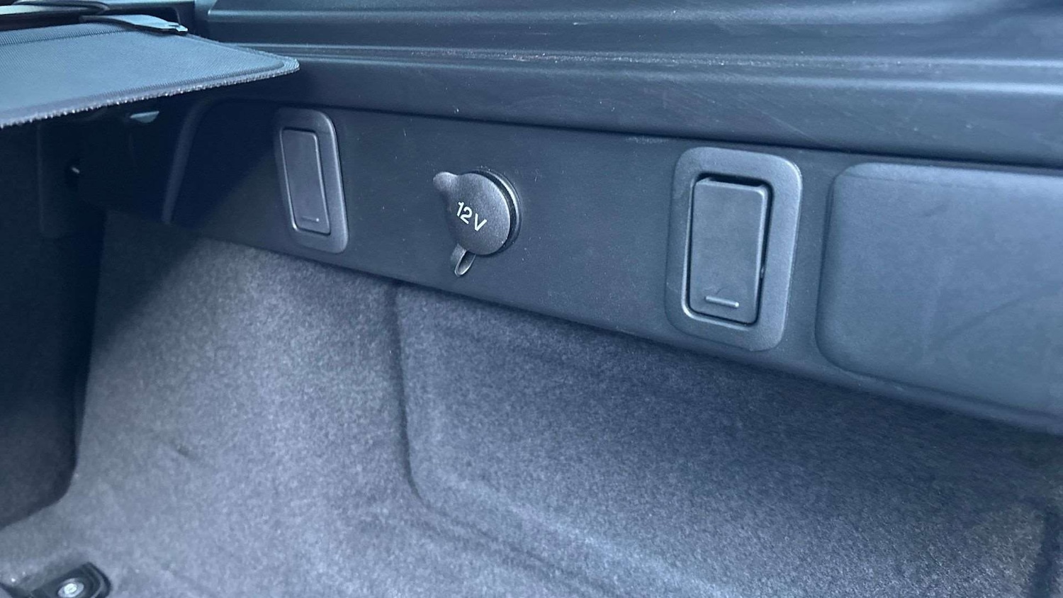 Used Land Rover Range Rover Velar 2023 for sale - 77000230: Photo 26