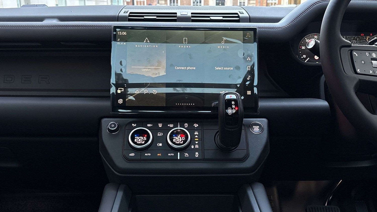 Used Land Rover Defender 2025 for sale - 77389846: Photo 14