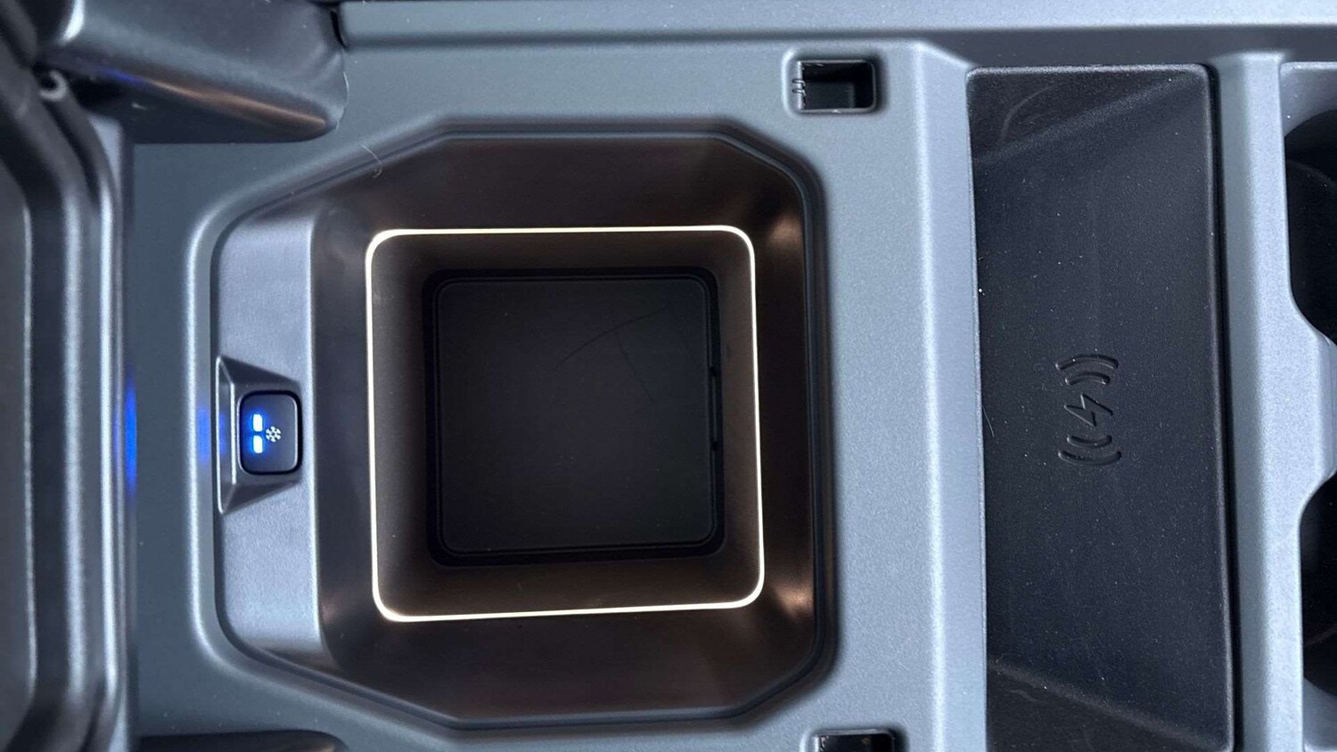 Used Land Rover Defender 2025 for sale - 77389846: Photo 34