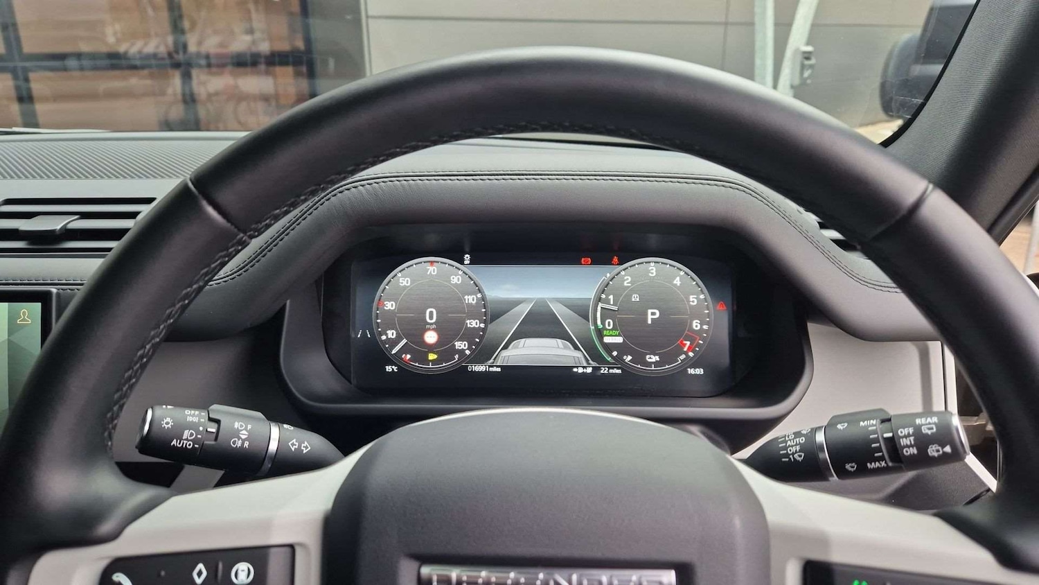 Used Land Rover Defender 2024 for sale - 76460361: Photo 16