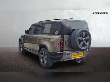 Used Land Rover Defender 2024 for sale - 76460361: Photo