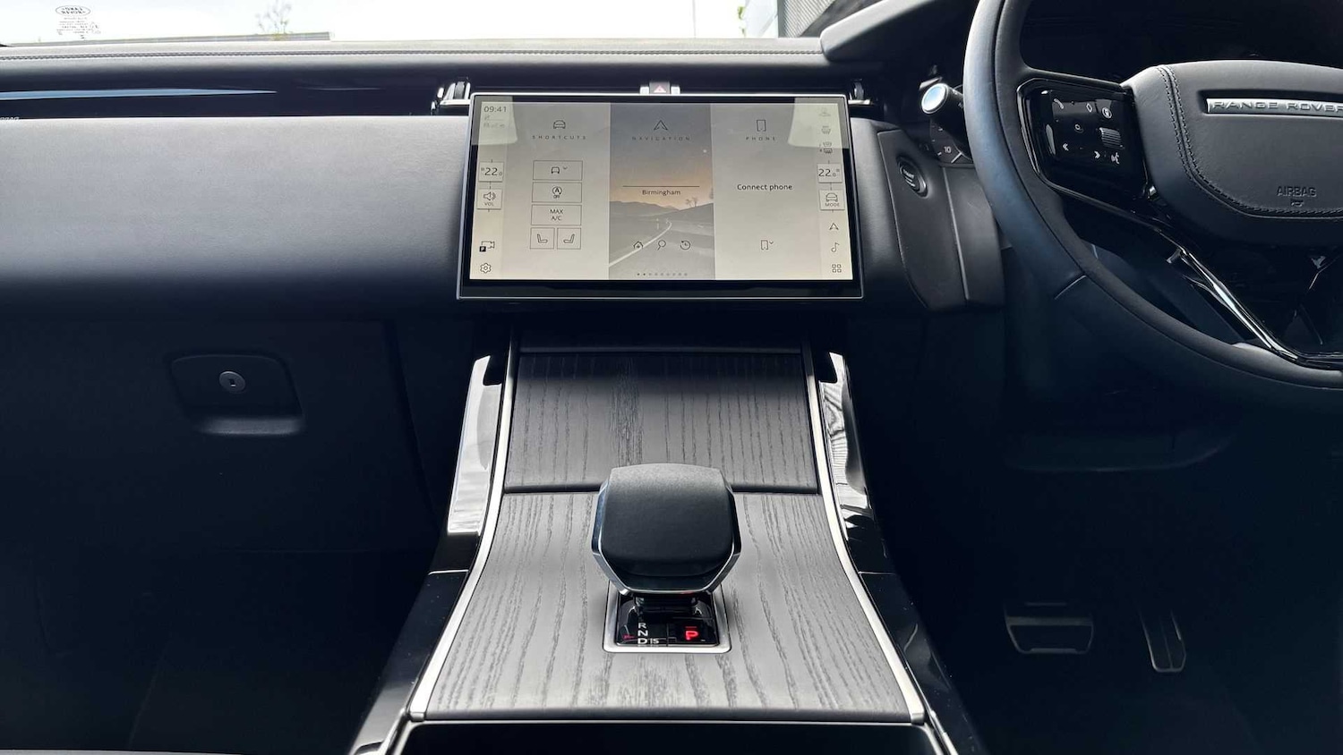 Used Land Rover Range Rover Velar 2025 for sale - 76459787: Photo 14