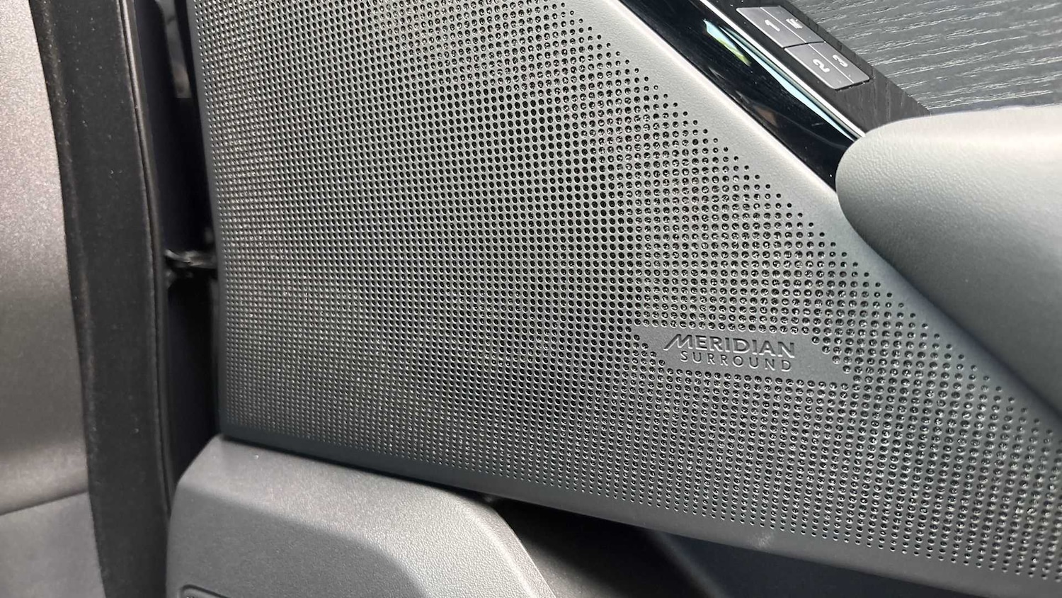 Used Land Rover Range Rover Velar 2025 for sale - 76459787: Photo 24